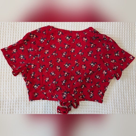 American Eagle Red Floral Button Tie-Front Crop Top Size L NWT Beach Boho Hippie - Picture 9 of 13